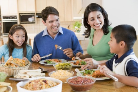 Aile İçi İletişim Okul Döneminde Nasıl Olmalı?