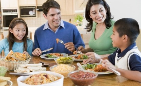 Aile İçi İletişim Okul Döneminde Nasıl Olmalı?
