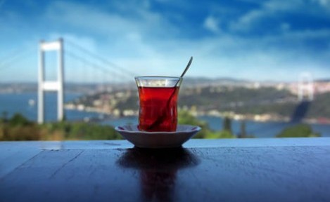 Yemekle birlikte çay tüketmeyin !
