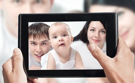 Bebeklerin Fotoğrafını Çekerken Flaş Kullanmayın