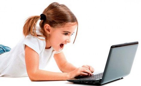 Çocuğumun Facebook Hesabı Açmasına İzin Vermeli miyim?