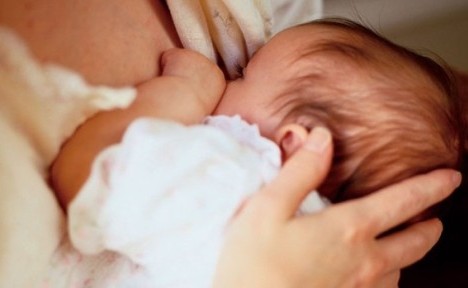 Annelerin İlk Emzirme Günlerinde Yaptıkları Hatalar