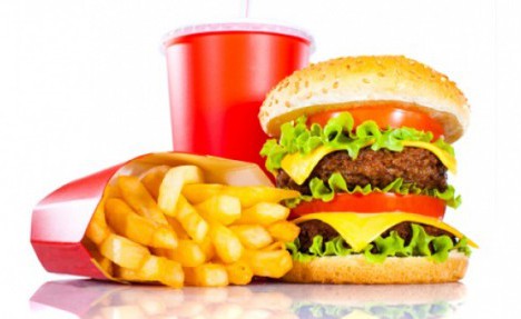 Fast-Food Yiyecekler Gelişimi Olumsuz Etkiliyor