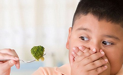 Çocuklarda Göbek Çevresi Yağlanması Dikkate Alınmalı