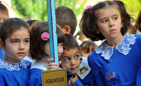 Okul Bahçesinde Ayrılma Anını Uzatmayın