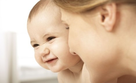 Sevgisiz Büyüyen Çocuk Daha Çabuk Hasta Oluyor