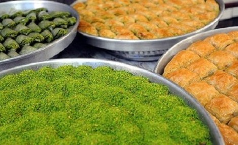 Bayramda Tatlıdan Komaya Girmeyin
